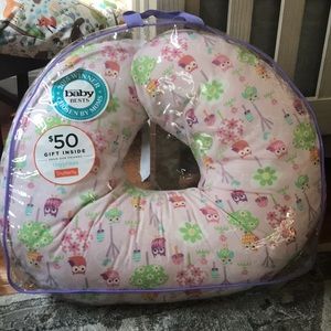 Owl Boppy nursing pillow